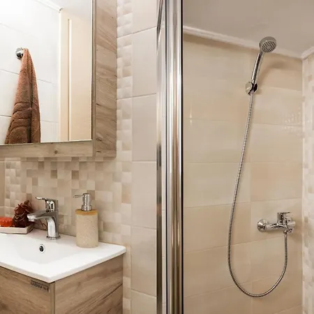 Apartment Lovely Renovated Walk To Acropolis Athens